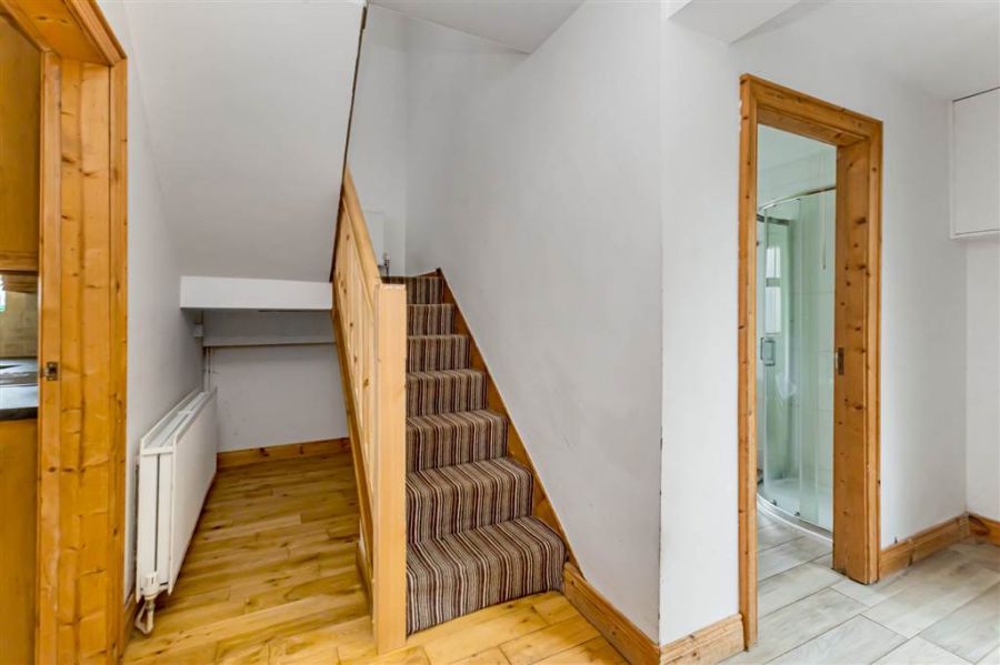 10 Lisburn Road