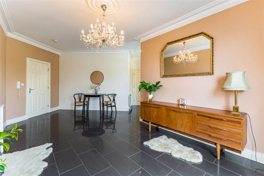 36 Lady Wallace Walk