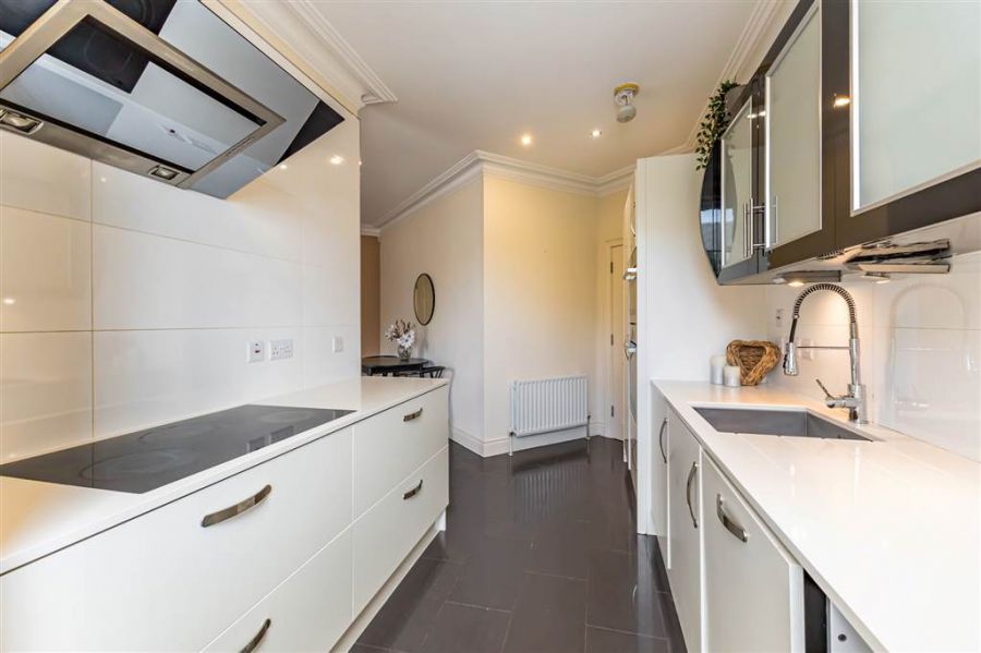 36 Lady Wallace Walk