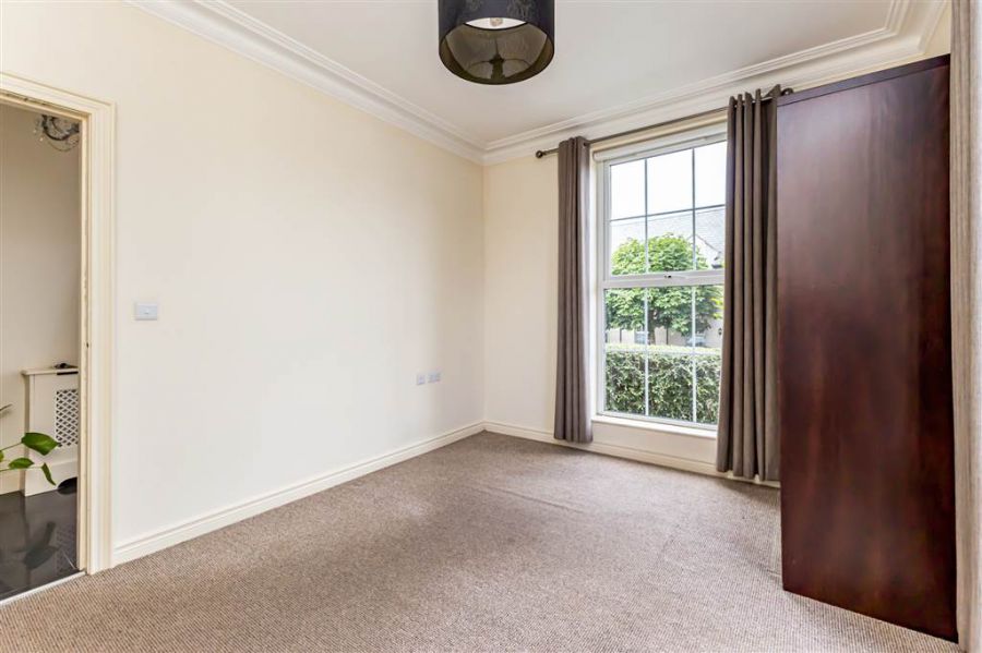 36 Lady Wallace Walk