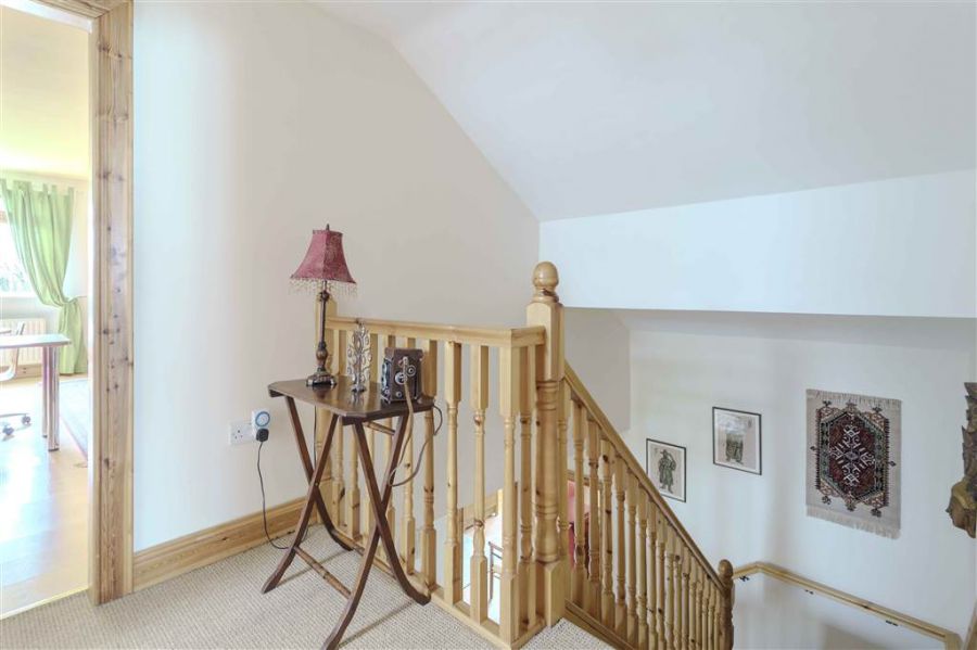 5 Rose Meadows