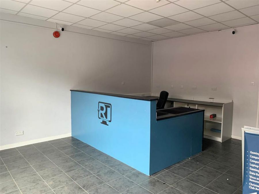 SHOP/OFFICE, 8c Graham Gardens