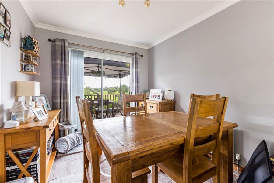 12 Ashvale Heights