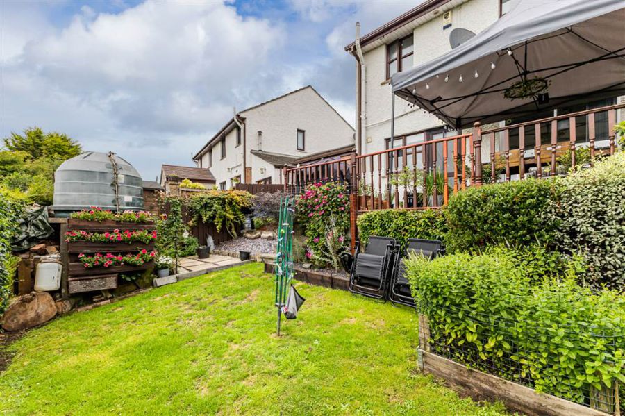 12 Ashvale Heights