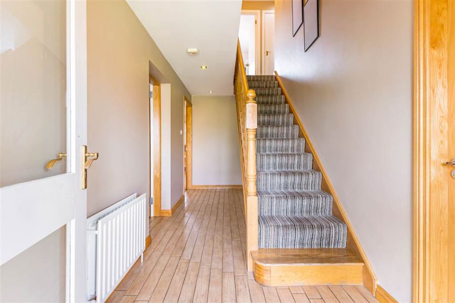 61 Kirkwoods Park