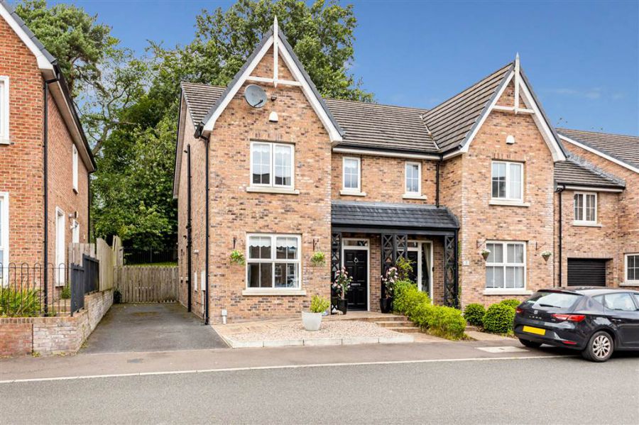 2 Linen Mews, Lisburn, BT28 3WU