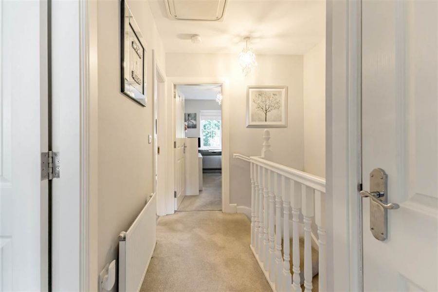 2 Linen Mews