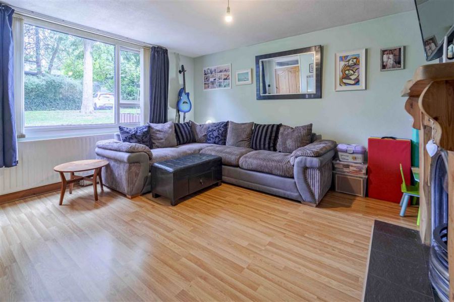 23 Glenwood Park