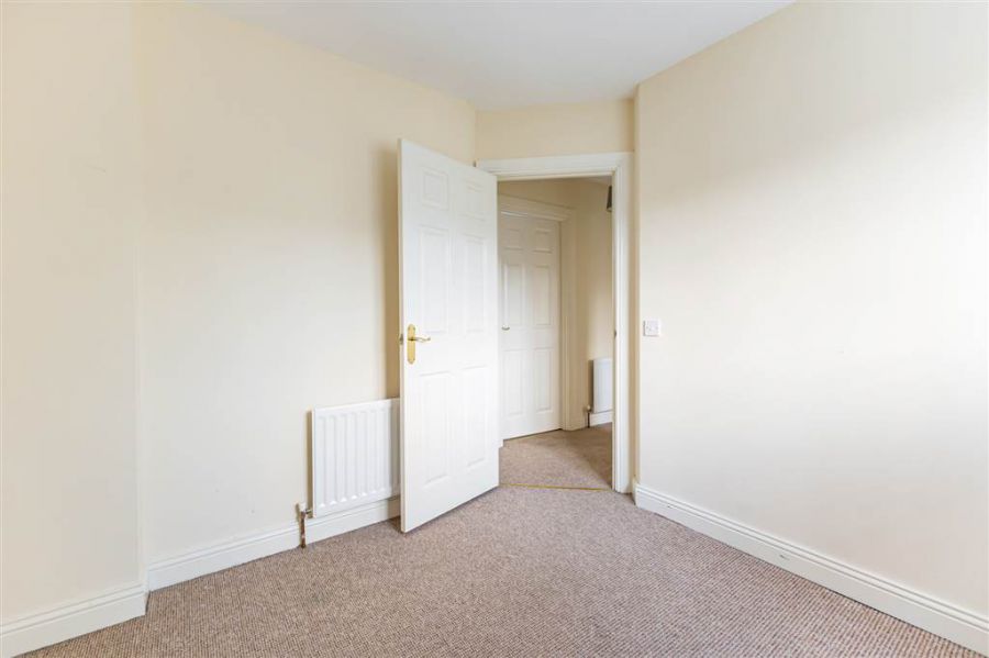 4 Iveagh Manor