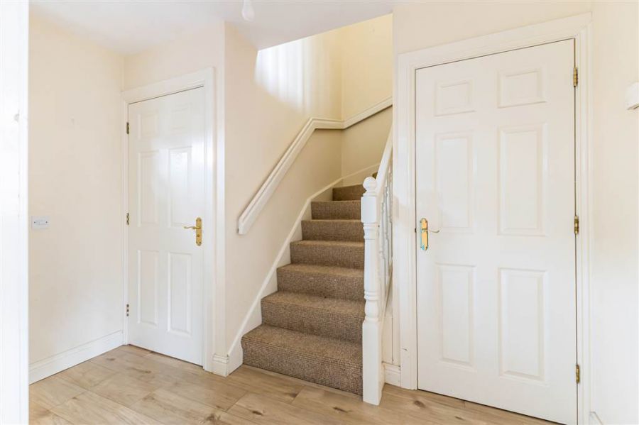 4 Iveagh Manor