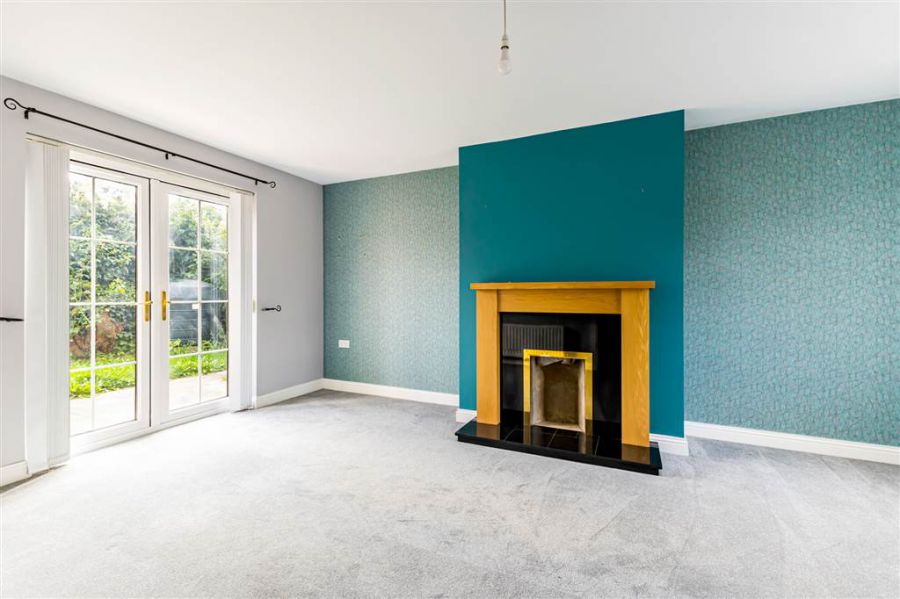 4 Iveagh Manor