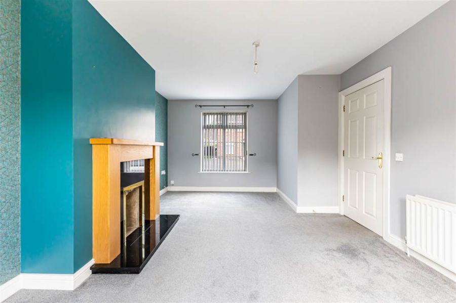 4 Iveagh Manor