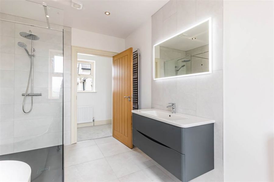 8A Scolban Road