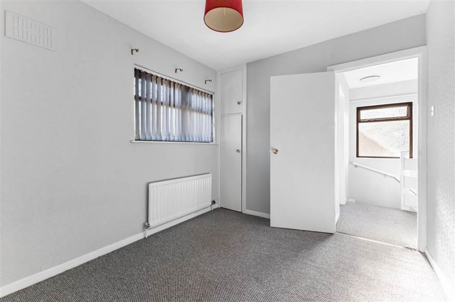8 Milltown Avenue