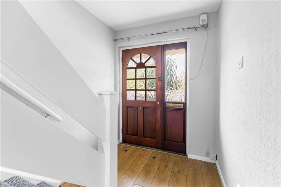 8 Milltown Avenue