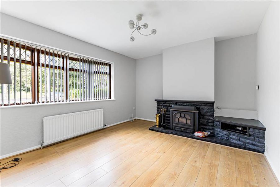 8 Milltown Avenue