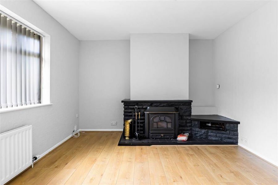 8 Milltown Avenue