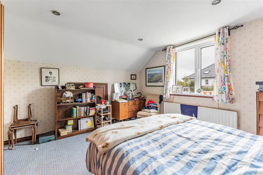 Augusta, 4 Downshire Park