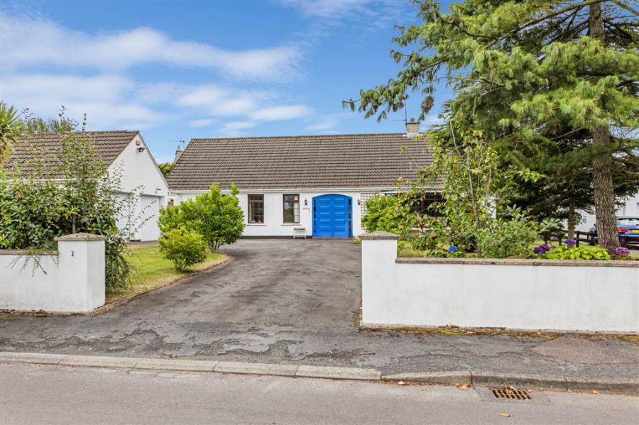 Augusta, 4 Downshire Park