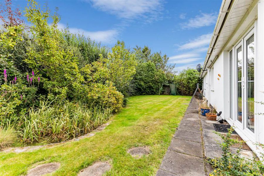 Augusta, 4 Downshire Park