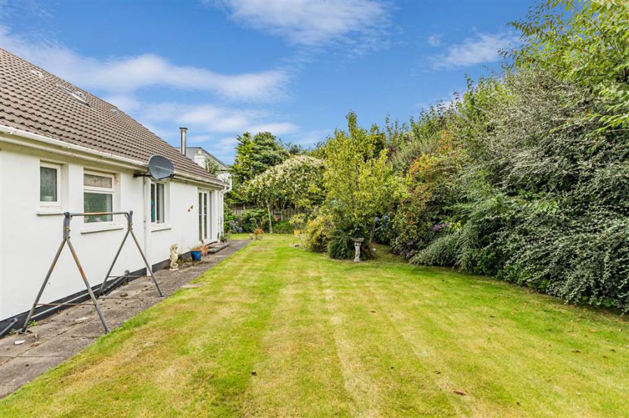 Augusta, 4 Downshire Park