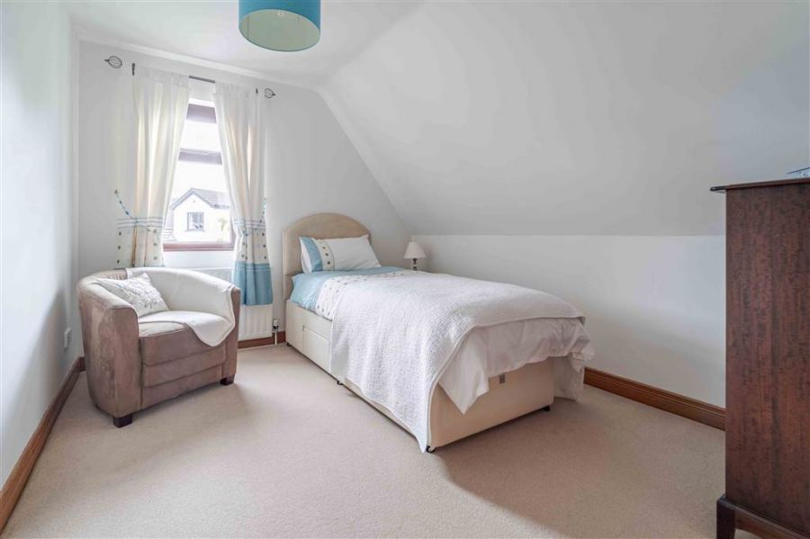 18 Gloucester Park