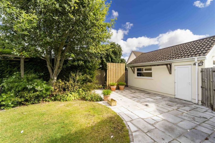 18 Gloucester Park