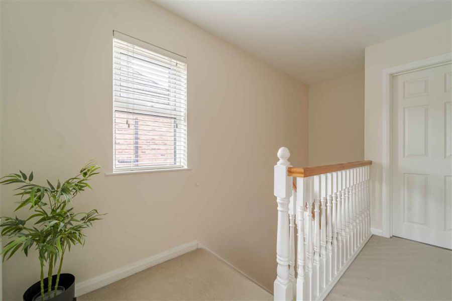 35 Belsize Meadows