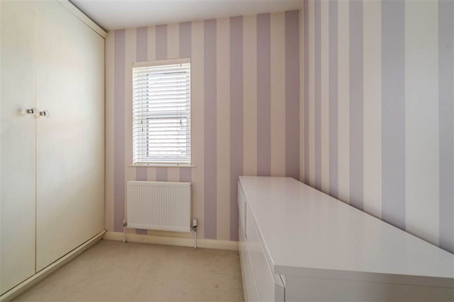 35 Belsize Meadows
