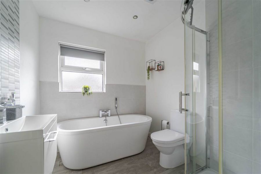 35 Belsize Meadows