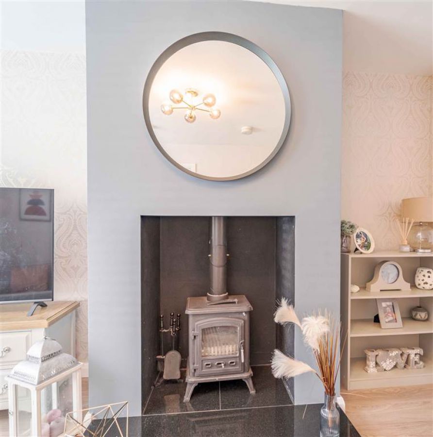 35 Belsize Meadows
