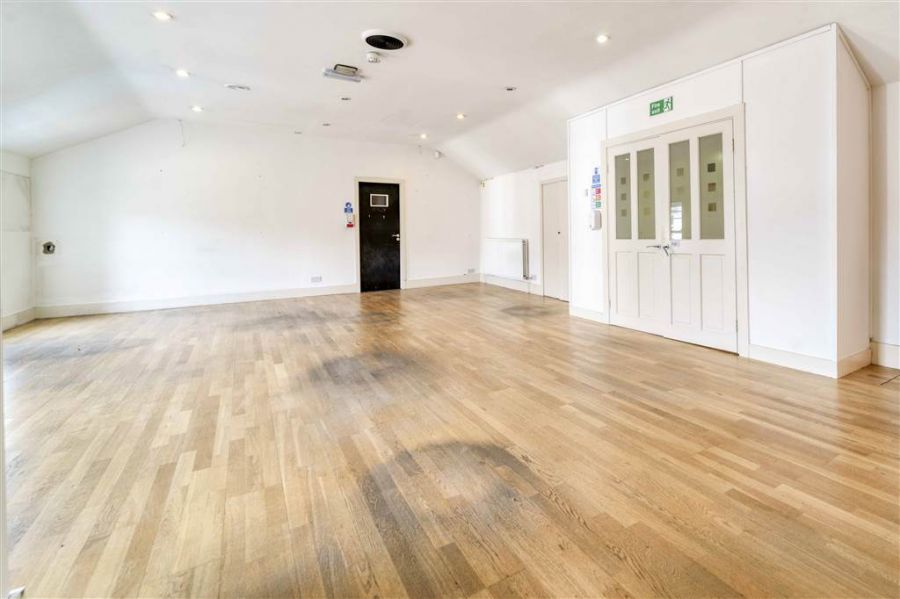 FOR SALE OR TO LET , 1-3 Ballynahinch Street