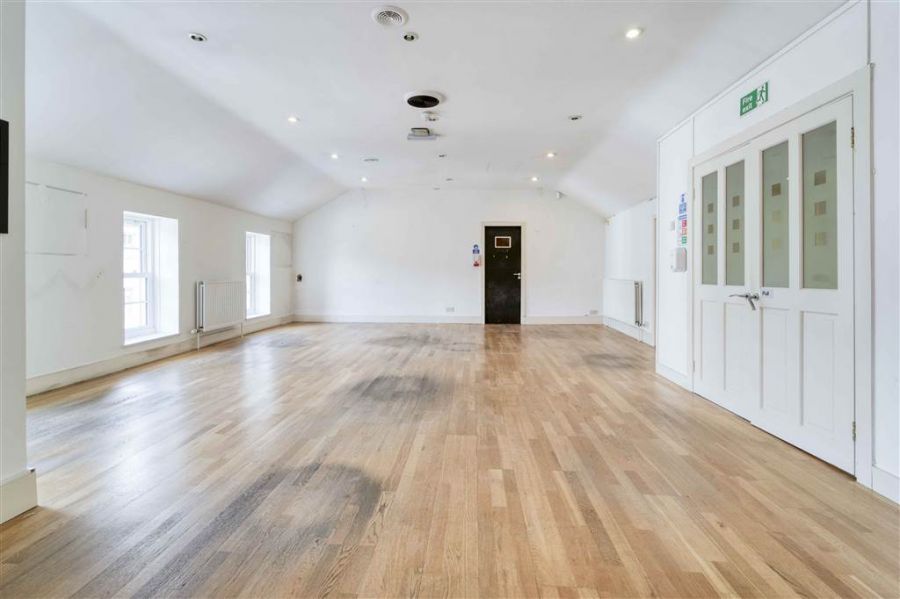 FOR SALE OR TO LET , 1-3 Ballynahinch Street