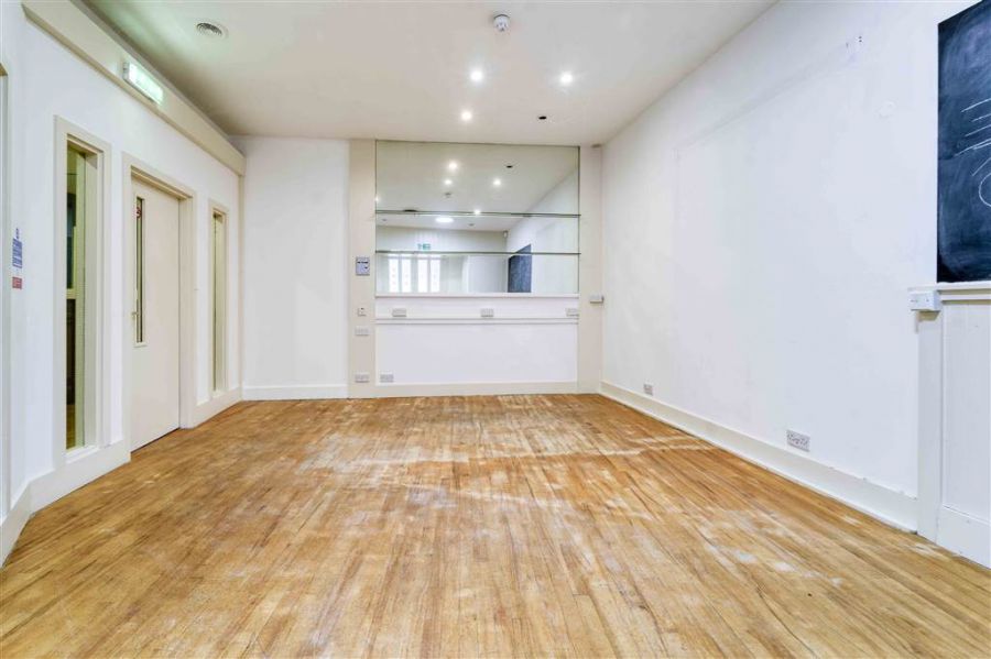 FOR SALE OR TO LET , 1-3 Ballynahinch Street