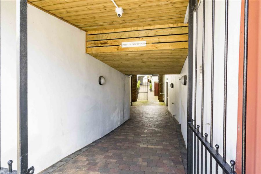 FOR SALE OR TO LET , 1-3 Ballynahinch Street