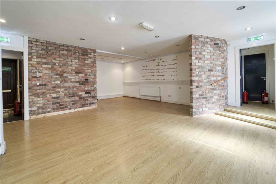 FOR SALE OR TO LET , 1-3 Ballynahinch Street