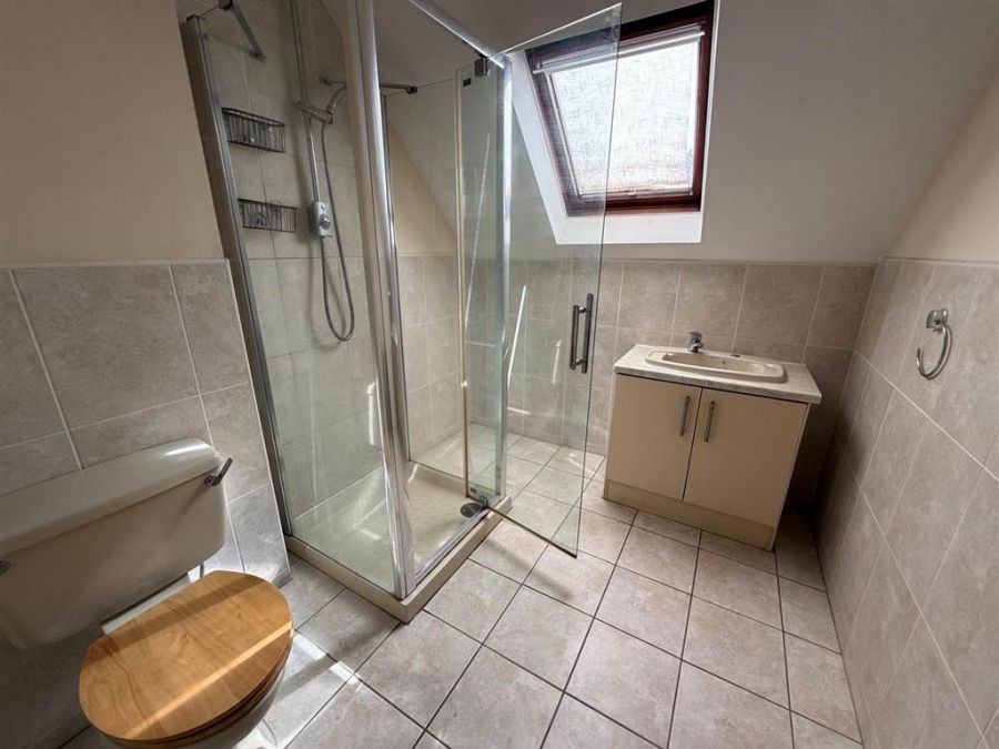 Apt 3 Thornleigh Court