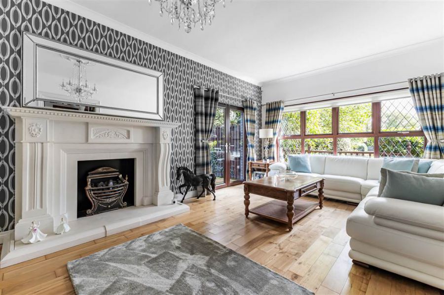 Tudor Lodge, 8A Harrys Road