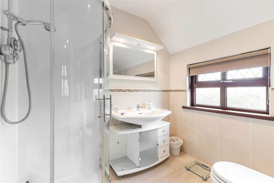 Tudor Lodge, 8A Harrys Road