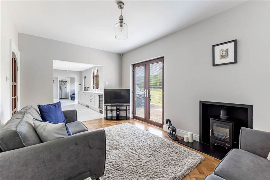 Tudor Lodge, 8A Harrys Road