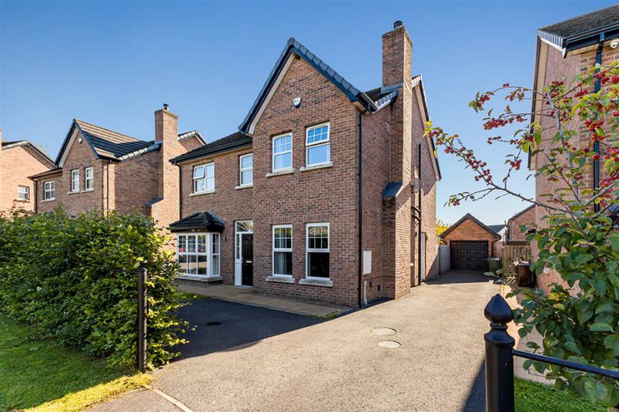2 Blaris Green, Lisburn, BT27 5FR