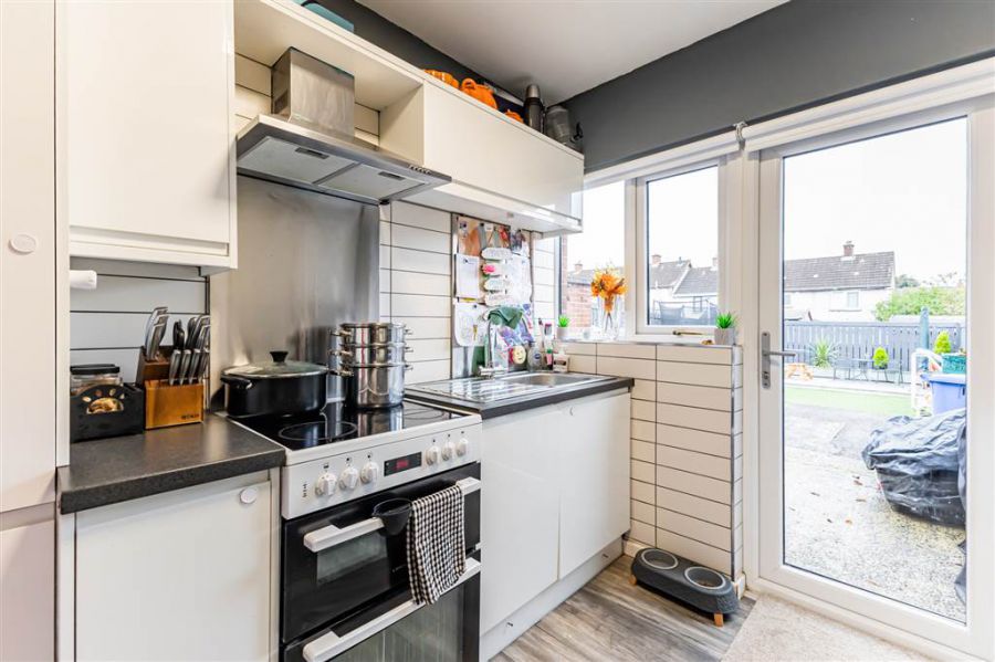 13 Limehurst Way
