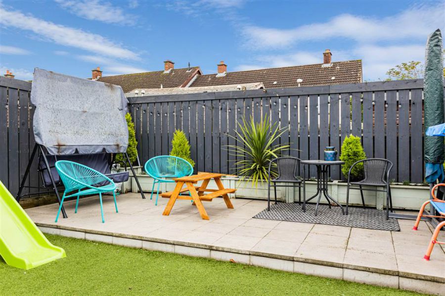 13 Limehurst Way
