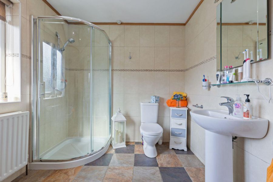 25 Lord Wardens Hollow