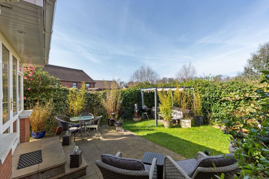 25 Lord Wardens Hollow