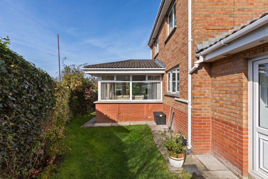 25 Lord Wardens Hollow