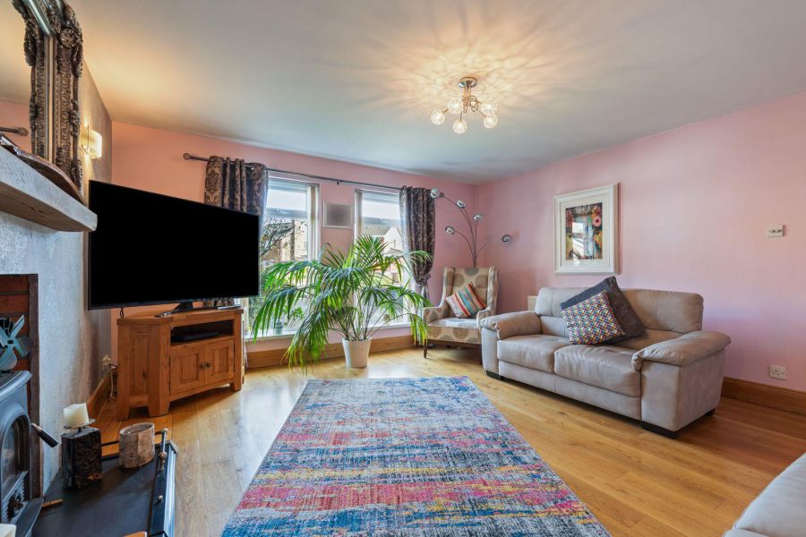 25 Lord Wardens Hollow