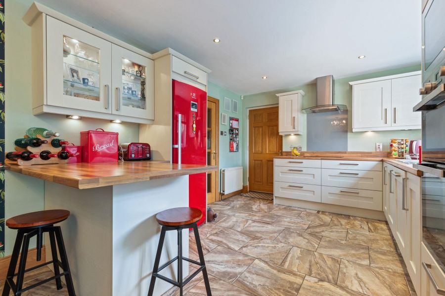 25 Lord Wardens Hollow