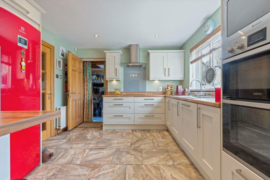 25 Lord Wardens Hollow