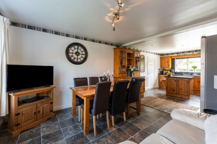 62 Lord Wardens Hollow